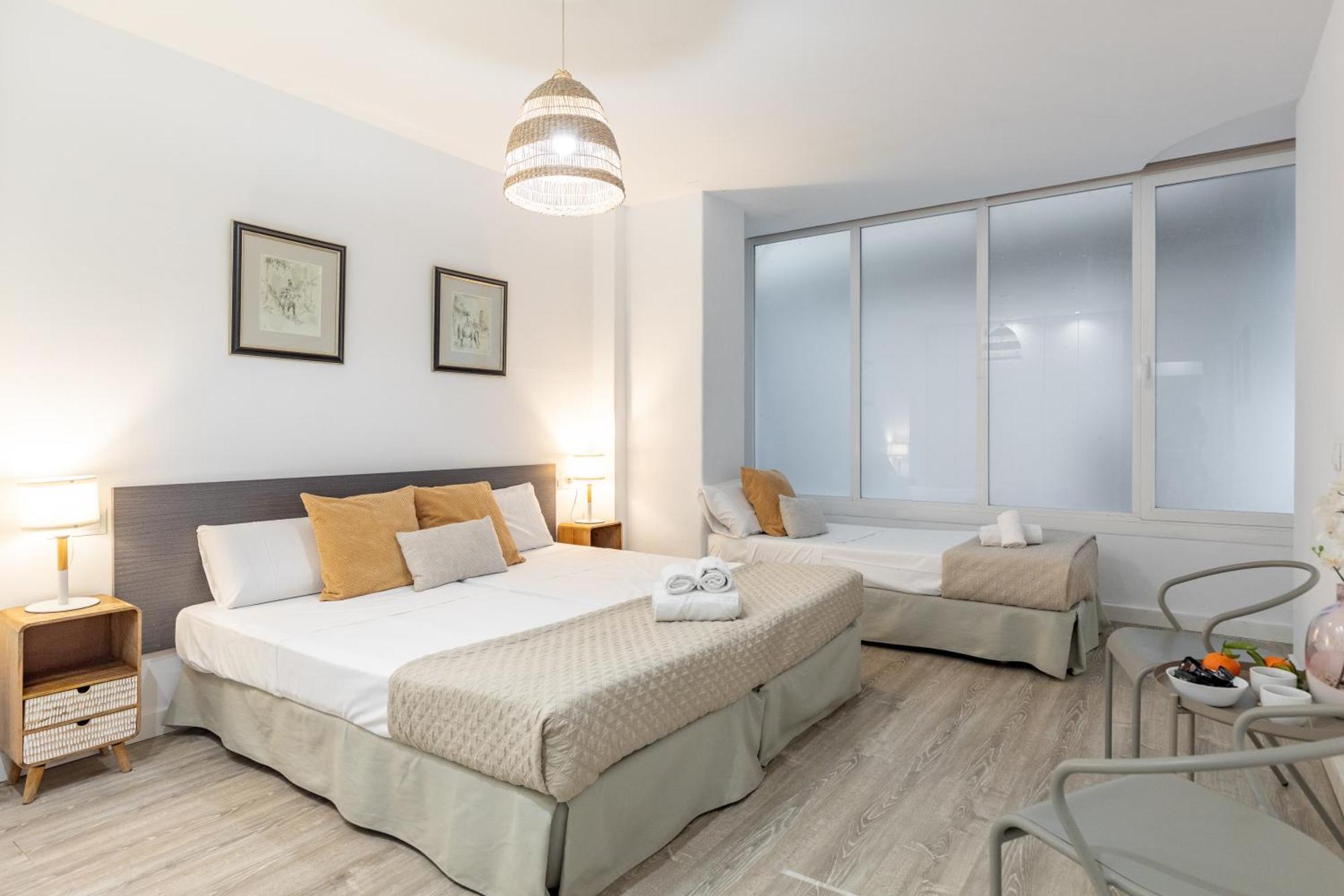 Апартаменты Travel Habitat Ayuntamiento Валенсия Экстерьер фото