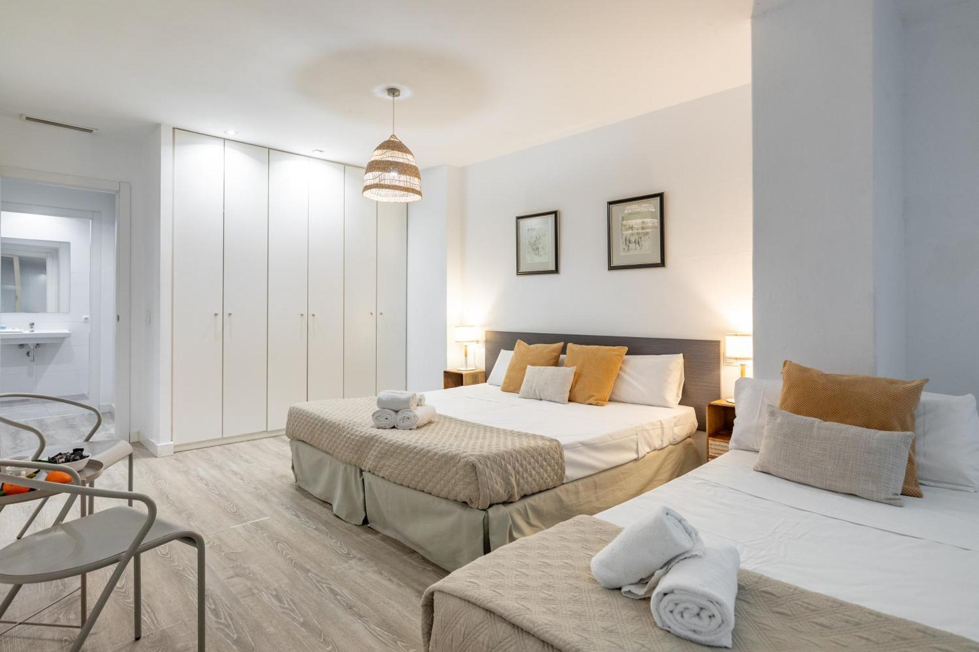 Апартаменты Travel Habitat Ayuntamiento Валенсия Экстерьер фото